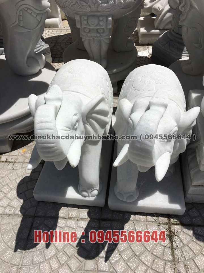 Voi đá cẩm thạch