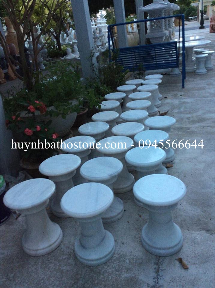 Đôn đá trắng nguyên khối