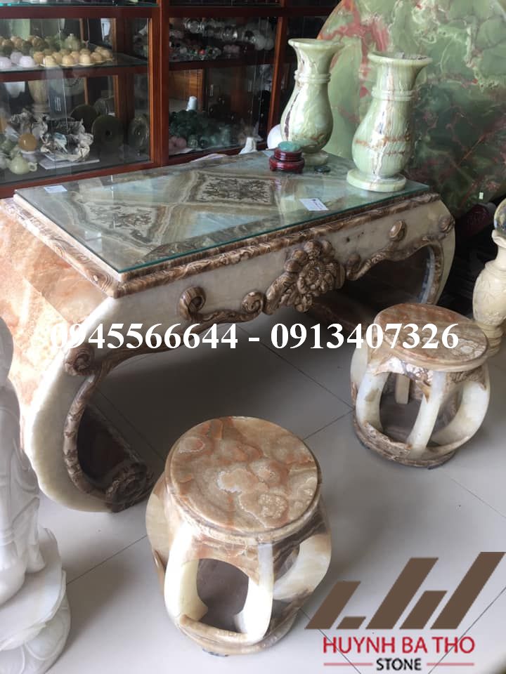 Bộ bàn ghế đá thạch anh